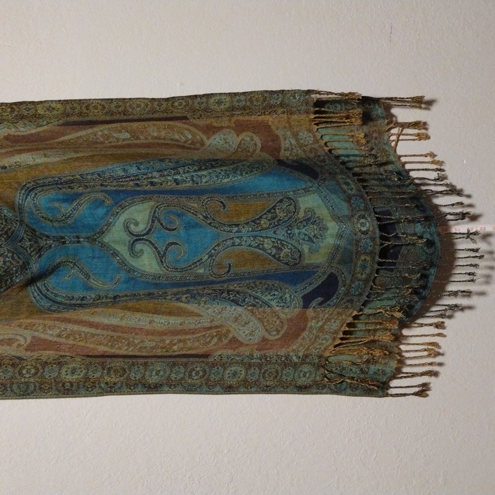 SCARF - Picture 6 of 8